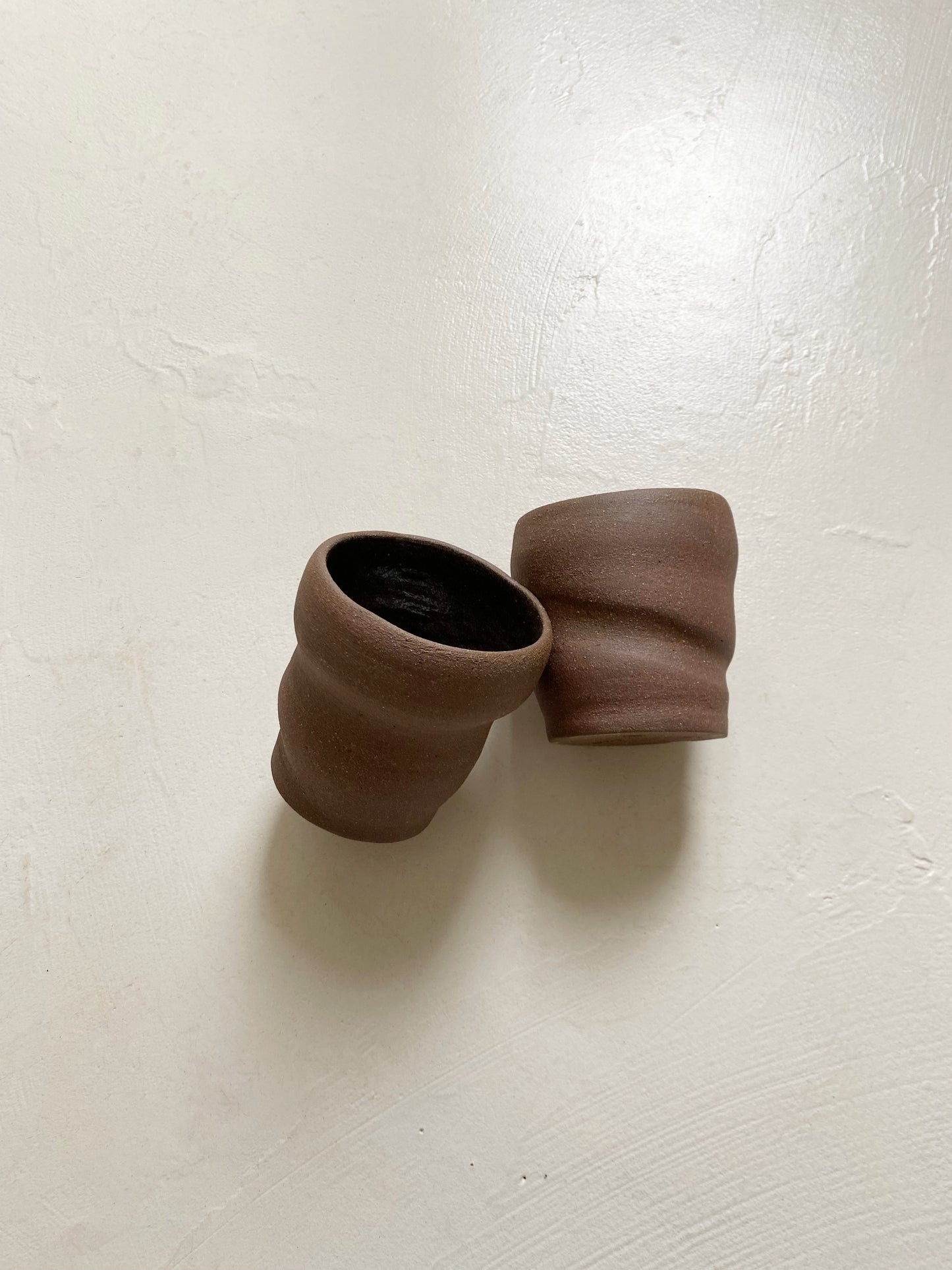 burgundy teacup - terraé