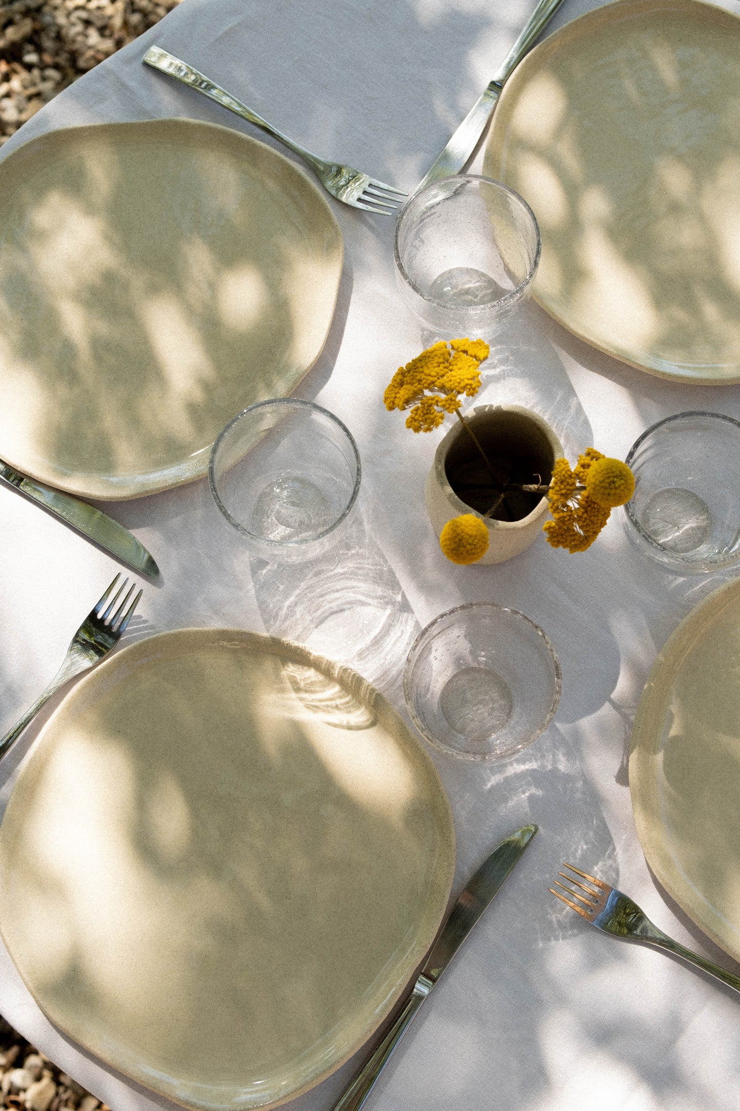 Grande assiette plate beige - Terraé