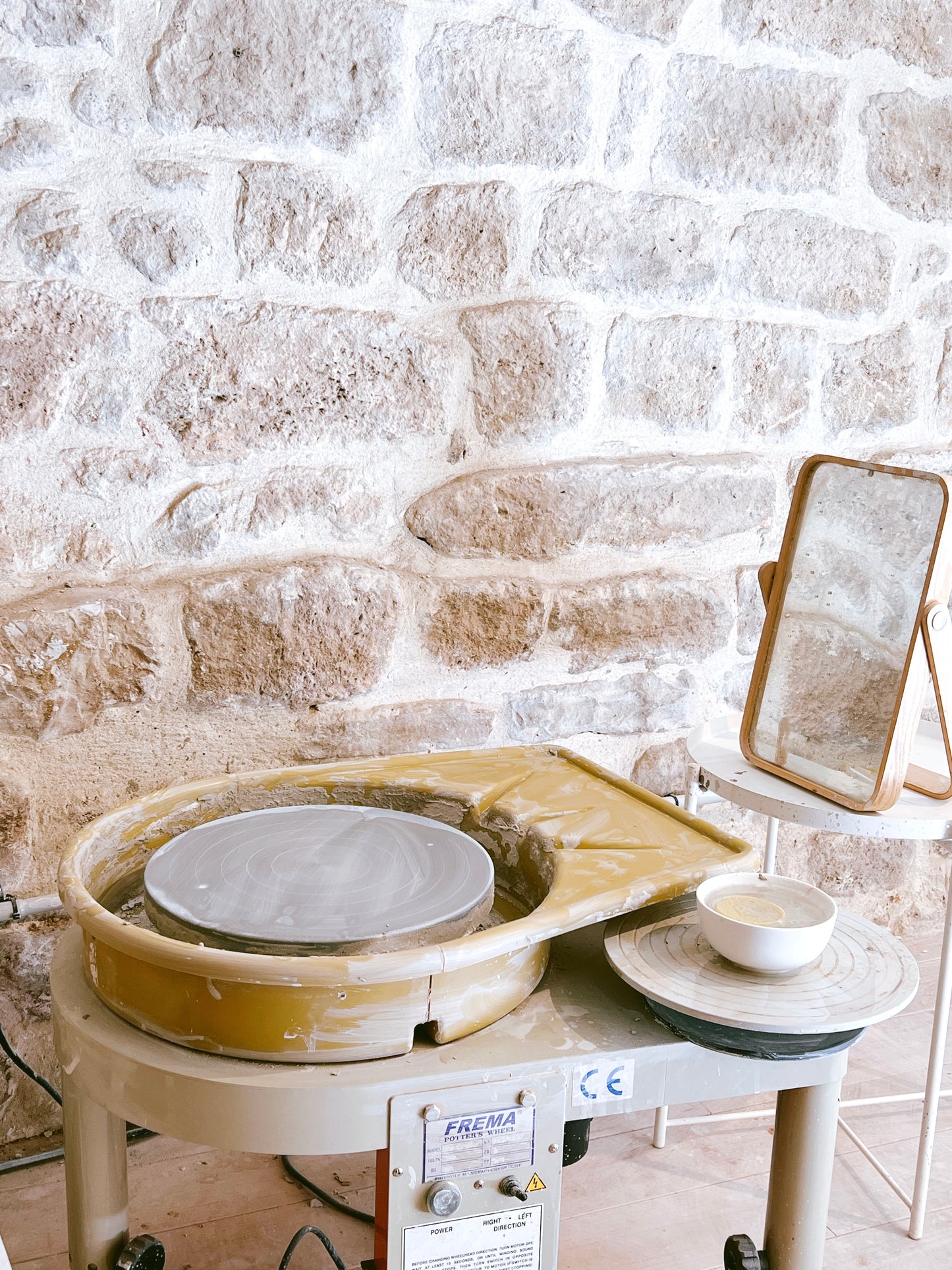 Private pottery lesson - Introduction to the potter's wheel